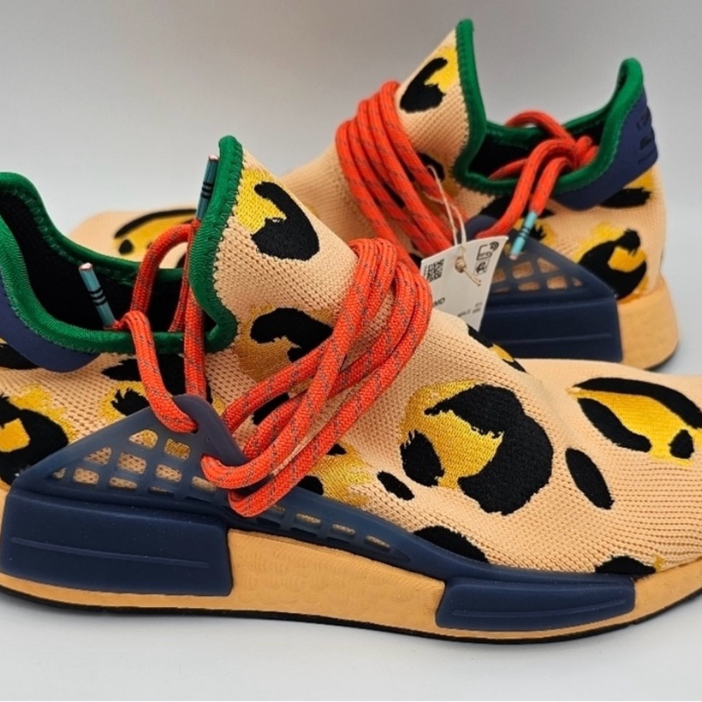 Adidas HU Pharrell Williams size  6.5